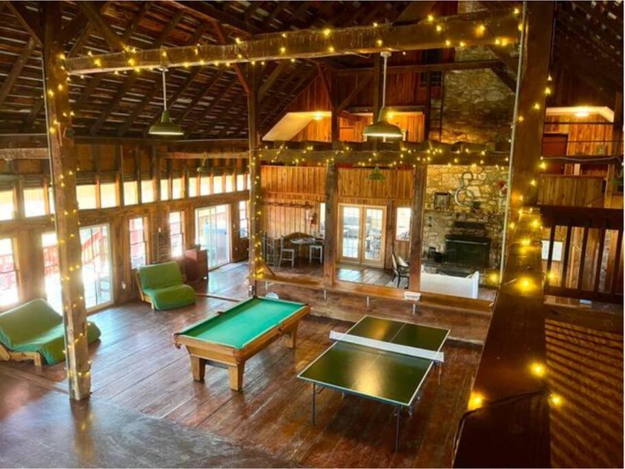 The Barn At Evermore: Riverfront Retreat W/Hot Tub Лурей Екстериор снимка